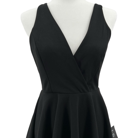 NWT LuLus Black Wonder Whirl Black Twist Back V-neck Skater Dress Women's Size S - Picture 11 of 16